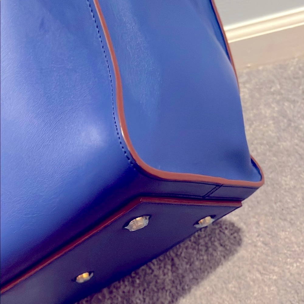 Celine Blue Tote Bag in Excellent condition - Picture 10 of 14